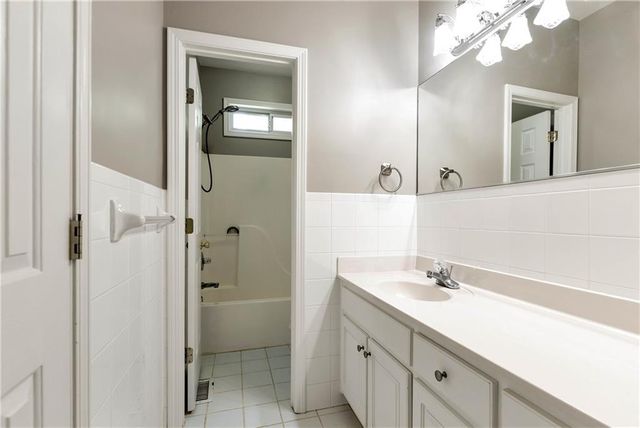 3885 Lake Juliette Drive, Buford, GA 30519
