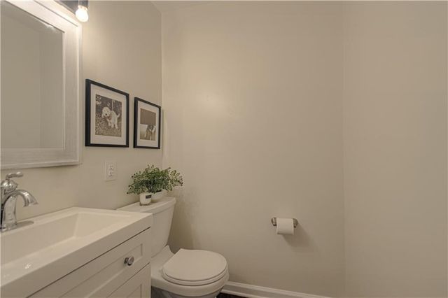 1500 Amesbury Avenue, Liberty, MO 64068