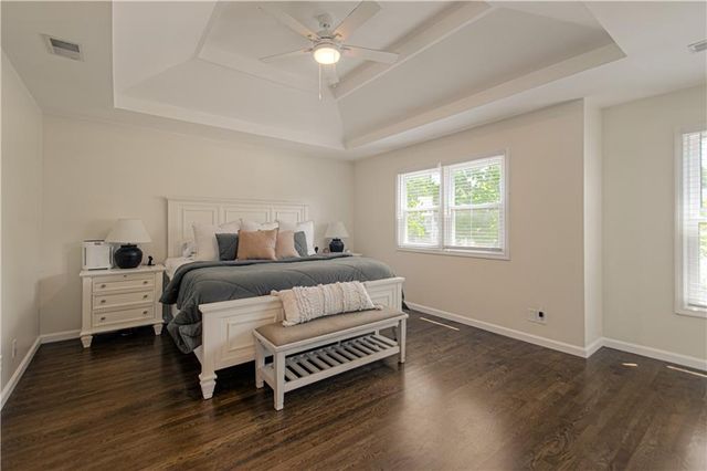 1500 Amesbury Avenue, Liberty, MO 64068