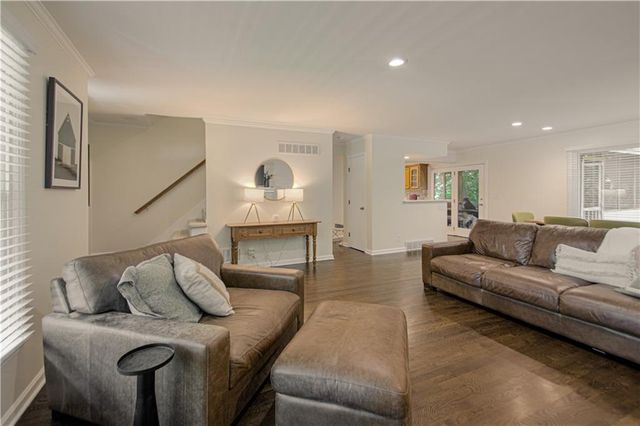 1500 Amesbury Avenue, Liberty, MO 64068