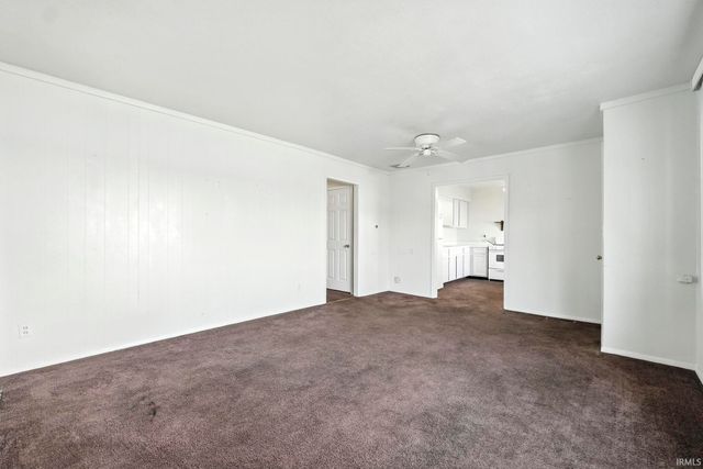 7805 S 140 E, Wolcottville, IN 46795