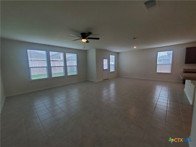 518 Deer Crest Drive, New Braunfels, TX 78130