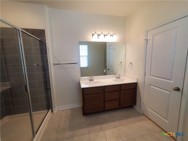 518 Deer Crest Drive, New Braunfels, TX 78130