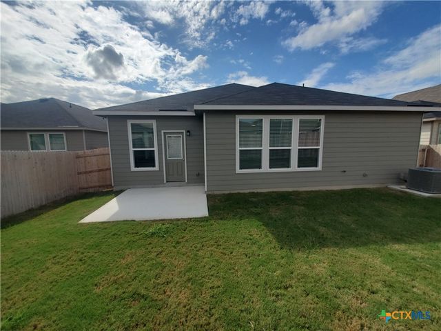 518 Deer Crest Drive, New Braunfels, TX 78130