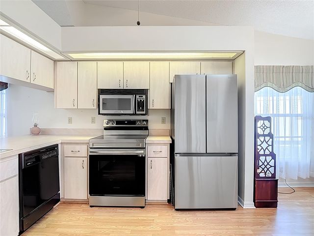 38460 COTTONWOOD PLACE 38460, Zephyrhills, FL 33542