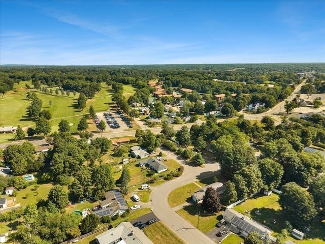 73 Oak Ridge Dr W, Brockton, MA 02301