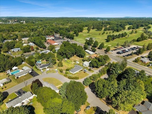 73 Oak Ridge Dr W, Brockton, MA 02301