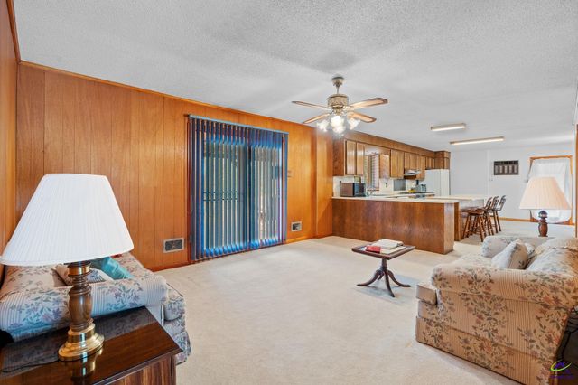 104 Lakeside Drive, Warner Robins, GA 31088