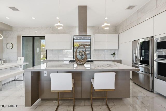 15037 E RIDGEWAY Drive, Fountain Hills, AZ 85268