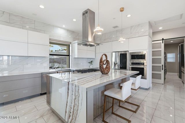 15037 E RIDGEWAY Drive, Fountain Hills, AZ 85268