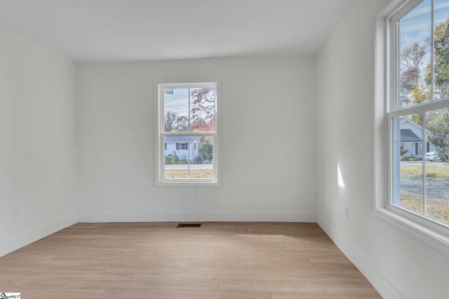 125 Circle Drive, Greer, SC 29650