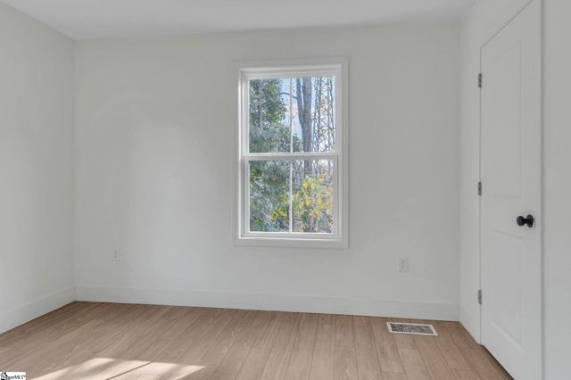 125 Circle Drive, Greer, SC 29650