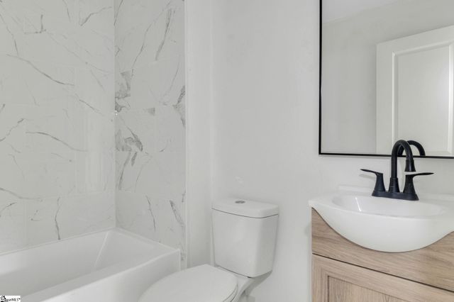 125 Circle Drive, Greer, SC 29650