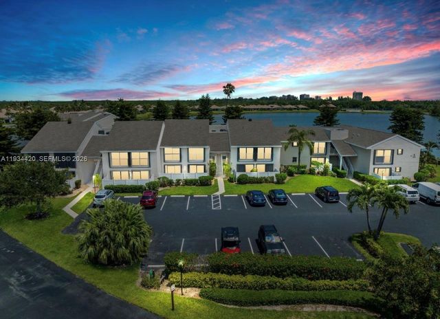 3207 S Lakeview Cir 6205, Fort Pierce, FL 34949