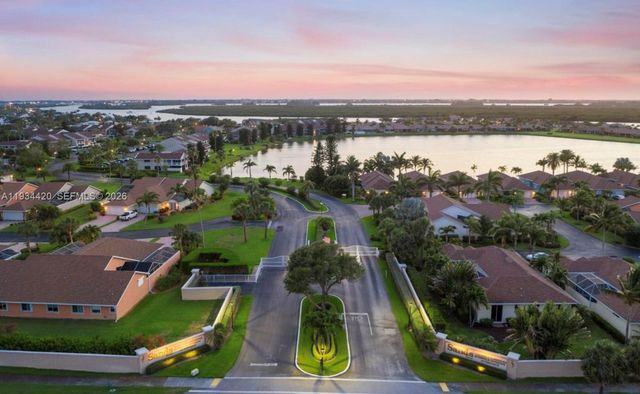 3207 S Lakeview Cir 6205, Fort Pierce, FL 34949