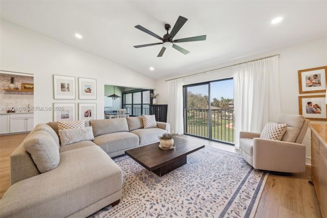 3207 S Lakeview Cir 6205, Fort Pierce, FL 34949