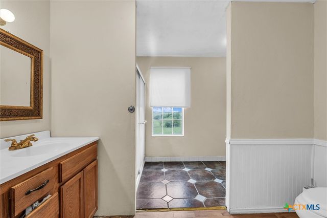 12912 Spring Valley Road, Moody, TX 76557