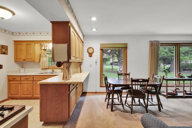 16035 Luella DRIVE, Brookfield, WI 53005