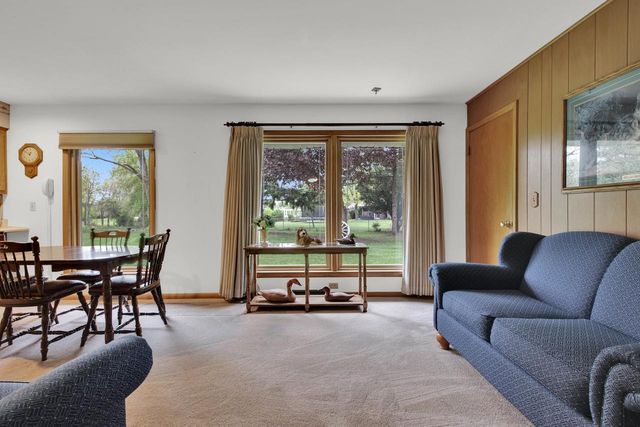 16035 Luella DRIVE, Brookfield, WI 53005