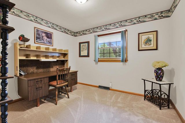 16035 Luella DRIVE, Brookfield, WI 53005