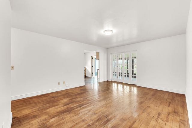 2205 N Prospect Avenue, Springfield, MO 65803