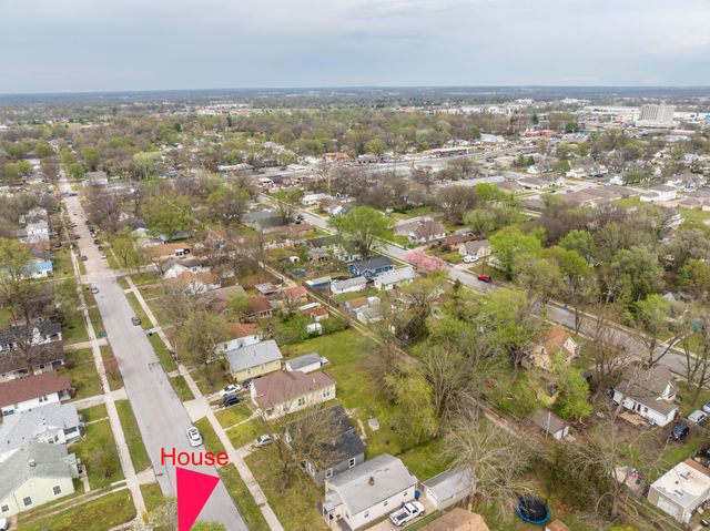 2205 N Prospect Avenue, Springfield, MO 65803