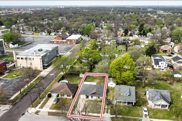 2205 N Prospect Avenue, Springfield, MO 65803