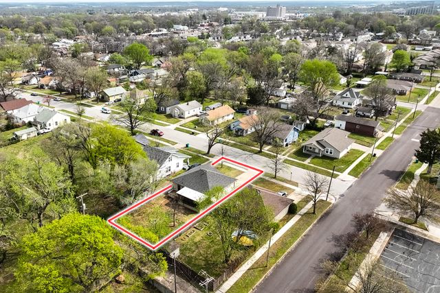 2205 N Prospect Avenue, Springfield, MO 65803