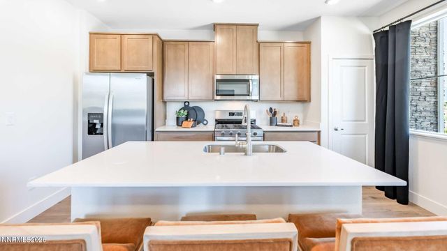 1878 Bella Rosa Alley, Minden, NV 89423