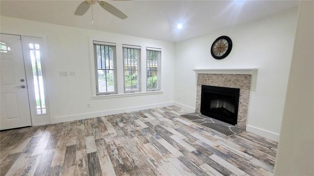 1837 HOLLENBECK DRIVE, Orlando, FL 32806