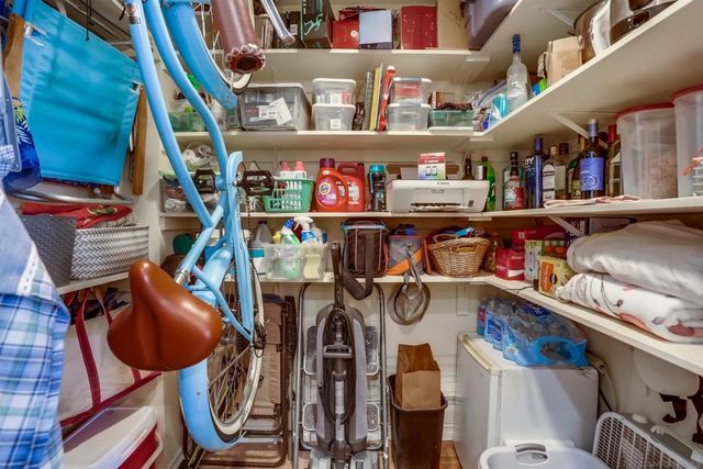 1775 Diamond St 220, San Diego, CA 92109