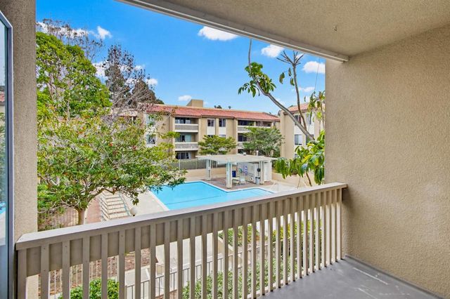 1775 Diamond St 220, San Diego, CA 92109