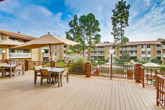 1775 Diamond St 220, San Diego, CA 92109