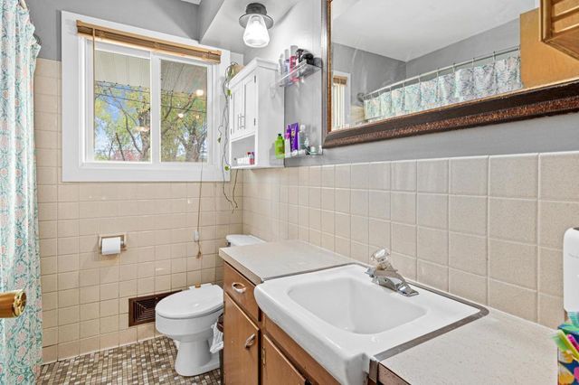 1742 5th Street, White Bear Lake, MN 55110