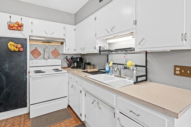 1742 5th Street, White Bear Lake, MN 55110