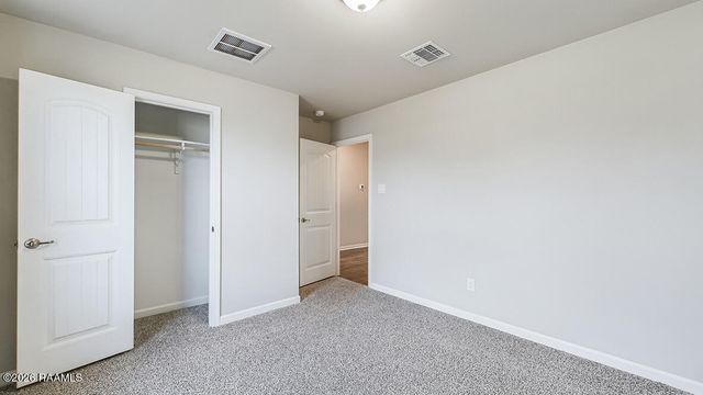 260 Crowne Parc Drive, Opelousas, LA 70570