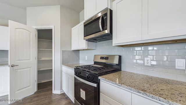 260 Crowne Parc Drive, Opelousas, LA 70570
