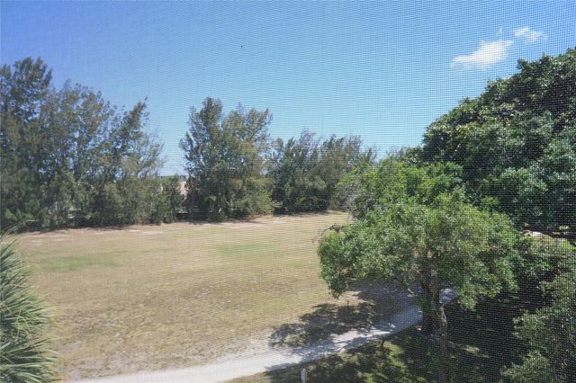 2600 S COURSE Drive 410, Pompano Beach, FL 33069