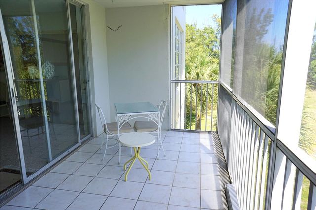 2600 S COURSE Drive 410, Pompano Beach, FL 33069