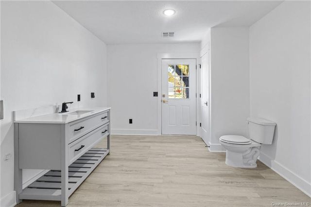 1182 Waynewood Drive, Lake Charles, LA 70611