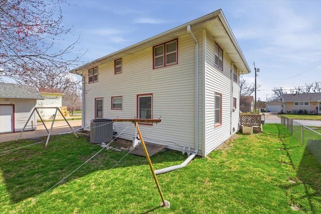 1026 N 26TH Street, Council Bluffs, IA 51501