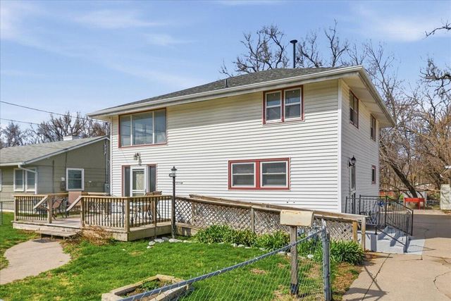 1026 N 26TH Street, Council Bluffs, IA 51501