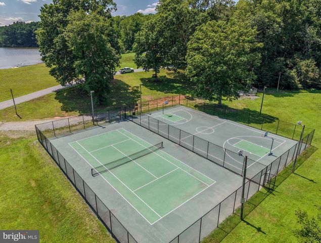 12000 LEE DR, Spotsylvania, VA 22551