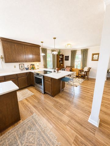 2824 Scenic Dr, Clarksville, TN 37043