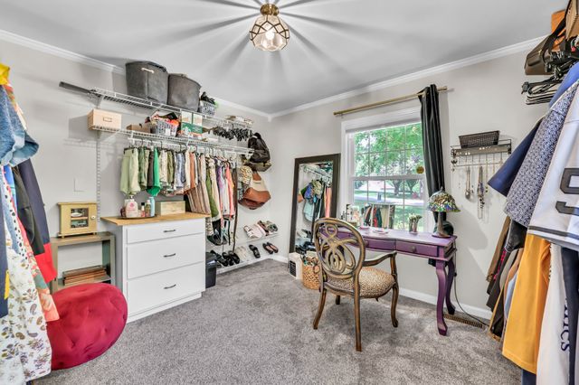 2824 Scenic Dr, Clarksville, TN 37043
