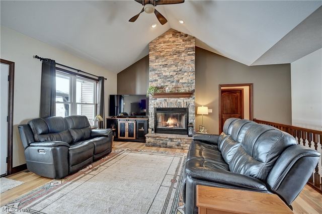 737 S Kohler Road, Orrville, OH 44667