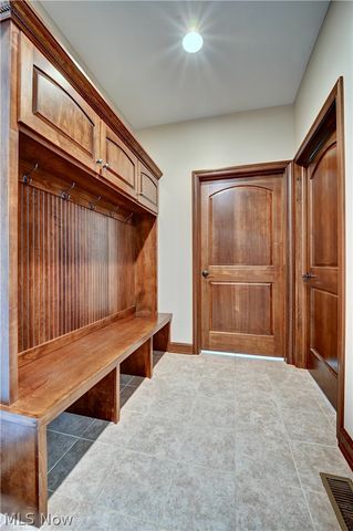 737 S Kohler Road, Orrville, OH 44667