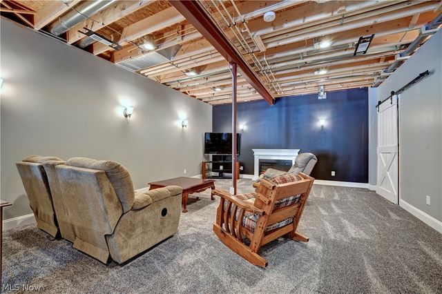 737 S Kohler Road, Orrville, OH 44667