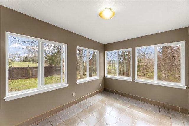 25828 Old KC Road, Paola, KS 66071