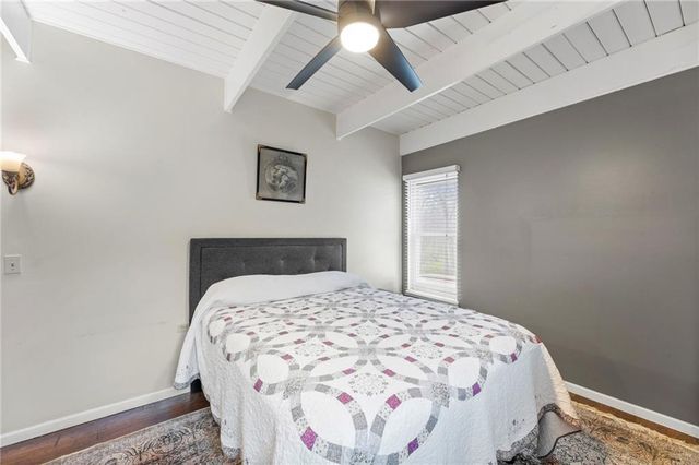 25828 Old KC Road, Paola, KS 66071